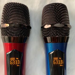 Bộ 2 Micro Không Dây UHF hút mạnh Chuyên Dùng Cho Loa Kéo, Amply, Mixer,Soundcard livestream.. Tích Hợp Pin Sạc