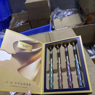 Set 4 bàn chải đánh răng