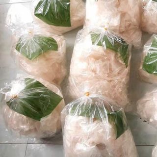Bánh tráng phơi sương nhà Yumi