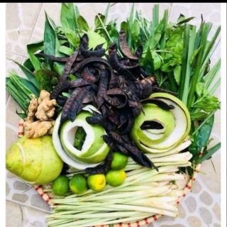 DẦU GỘI THẢO DƯỢC BỒ KẾT HOA BƯỞI SẠCH GÀU,HẾT NGỨA,GIẢM GÃY RỤNG ,GIẢM STRESS GIÚP TÓC DÀY ,MỀM MƯỢT - CLC