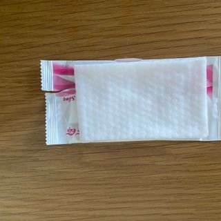 Khăn lạnh khăn giấy ướt  giá rẻ dùng một lần hương trà xanh 1 BỊCH 40 CÁI