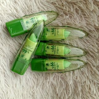 Son Dưỡng Môi Nha Đam ALOE VEGA 99% Peiyen nội địa Đài Trung dưỡng ẩm làm hồng môi