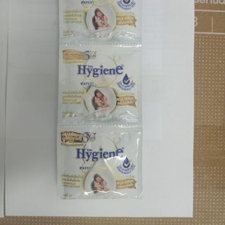 Nước xả vải HygienE dây 12 gói x 20ml