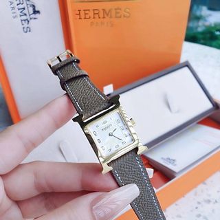 ĐỒNG HỒ NỮ CAO CẤP HEMES DÂY DA MẶT SỐ NIỀNG TRƠN VÀNG 3