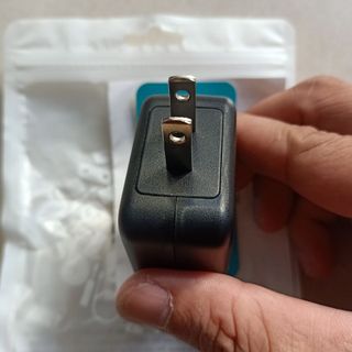 Củ sạc điện thoại 18W Q3002-us Choetech cổng USB hàng xịn bao test có thương lượng