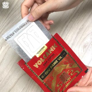 Cà phê phin giấy Mohodo Volcanic Coffee nghuyên chất từ hạt cà phê Arabica và Robusta cao cấp 100g - Hộp sắt