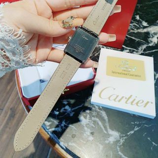 ĐỒNG HỒ NỮ TRUNG CẤP CATIE DÂY DA MẶT CHỮ NHẬT 3