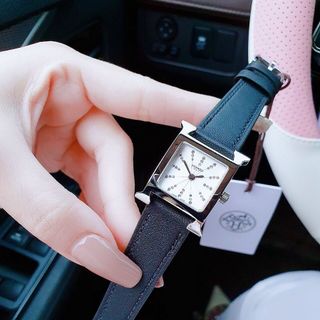 ĐỒNG HỒ NỮ CAO CẤP HEMES DÂY DA MẶT TIA NIỀNG TRƠN BẠC