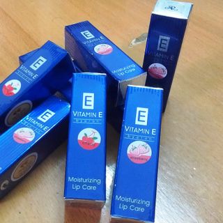 Son dưỡng môi Vitamin E Thái Lan- giúp giữ ẩm, chống khô môi, nứt nẻ
