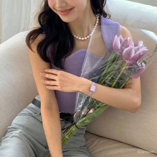 ĐỒNG HỒ NỮ CAO CẤP D.W QUADRO LAVENDER DÂY DA TÍM MẶT CHỮ NHẬT KÈM TEM KÍCH HOẠT ĐIỆN TỬ
