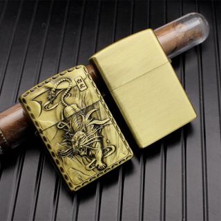 BẬT LỬA ZIPPO KHẮC NỔI HÌNH HỔ CỔ - XÀI XĂNG