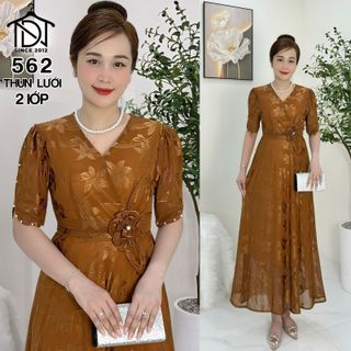Đầm MAXI trung niên dự tiệc sang trọng vải kim tuyến nhũ kim sa tặng mẹ co giãn tốt bigsize 75kg M562