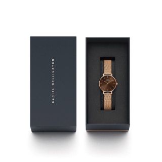 ĐỒNG HỒ NAM NỮ CAO CẤP D.W AMBER DÂY LƯỚI MẶT TRÒN NÂU SOCOLA 1
