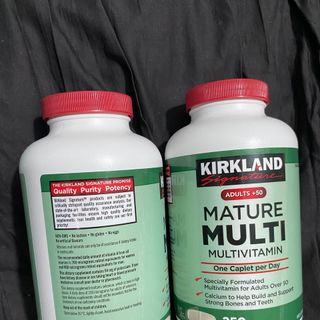 Vitamin tổng hợp Kirkland Mature Multi Adult 50+ Hộp 400 viên của Úc giá sỉ