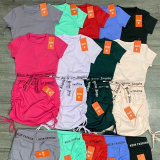 Set váy nữ còn