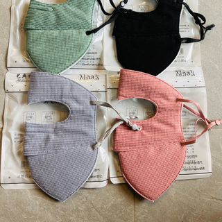 Khẩu trang chống nắng kẻ
