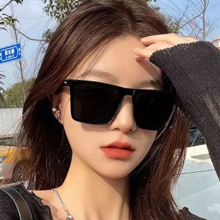 Kính mắt thời trang nam nữ