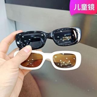 Kính mắt cho bé 3.