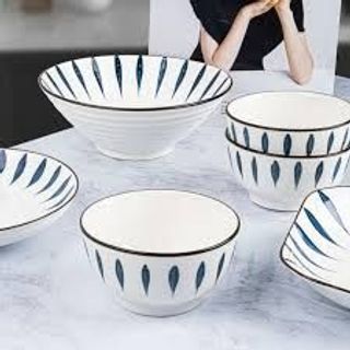 Tô nón, tô sứ loe hoạ tiết hoa văn, tô hình nón hoạ tiết sọc xanh đơn giản xinh xắn, dễ thương.