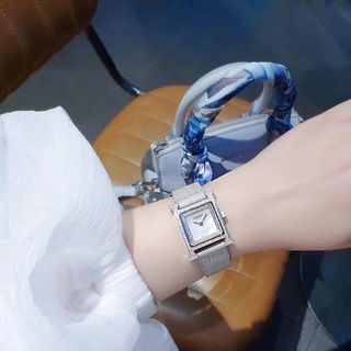 ĐỒNG HỒ NỮ CAO CẤP HEMES DÂY DA MẶT VIỀN ĐÁ NEW 4