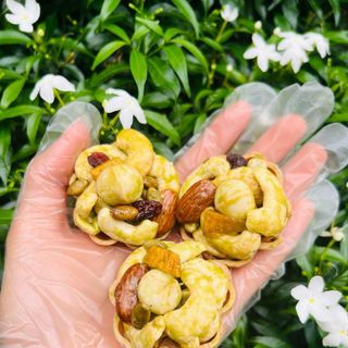 Bánh healthy Hoa Anh Đào nhiệt đới.