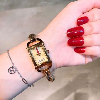 Đồng hồ gucccisa lắc