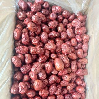 Táo đỏ tân cương sỉ thùng 10kg HCM