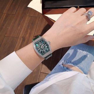ĐỒNG HỒ NỮ CAO CẤP FRANK MULER DÂY CAO SU BỌC DA NIỀNG ĐÁ CỰC SANG 5