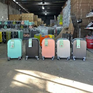 vali giá rẻ 884