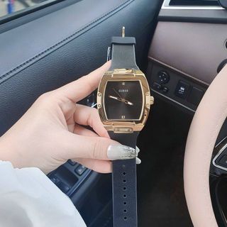 ĐỒNG HỒ NAM CAO CẤP GUE S DÂY CAO SU BỌC DA MẶT TRƠN CHỮ NHẬT 2