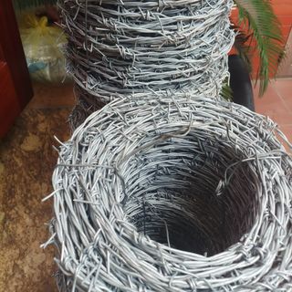 Dây thép gai đinh 10kg/cuộn làm vòng rào bảo vệ giá sỉ- giá bán buôn