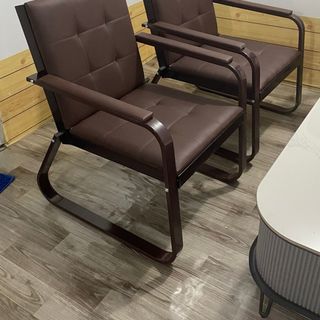 Ghế sô pha ghế sofa ghế sofa nhỏ màu đen đơn giản hiện đại tối giản phòng khách
