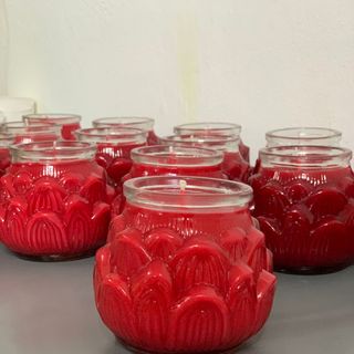 1 cặp Nến thơm hoa sen cháy 3 ngày