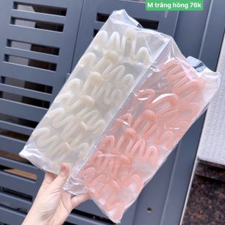 Cào M trắng hồng