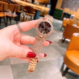 ĐỒNG HỒ NỮ THỜI TRANG GUE S DÂY KIM LOẠI ĐÍNH ĐÁ 35MM 6