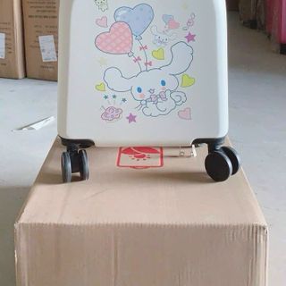 Vali em bé size19