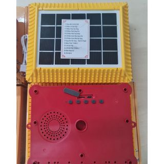 Máy niệm Phật năng lương mặt trời mái chùa 38 bài, có tụng bộ kinh địa tạng, có bài khai thị hương linh,...