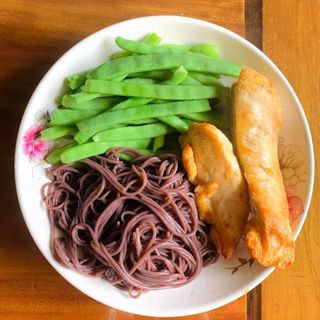 BÚN GẠO LỨT ĐỎ