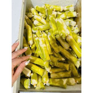 SỮA CHUA BƠ TƯƠI bịch 10 cây (giao tphcm)