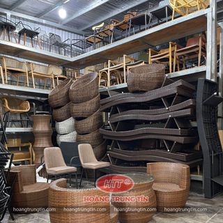 Bàn ghế cafe nhựa giả mây ghế mây hình chai