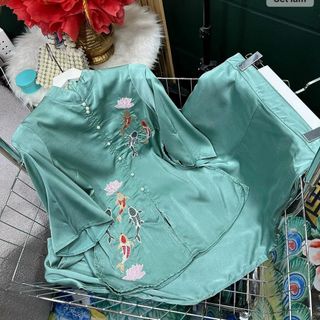 BỘ ĐỒ LAM THÊU CHẤT GẤM XƯỚC - NHƯ Ý BOUTIQUE