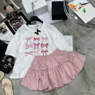 SET ÁO FORM RỘNG VÀ CHÂN VÁY BÍ NƠ - NHƯ Ý BOUTIQUE