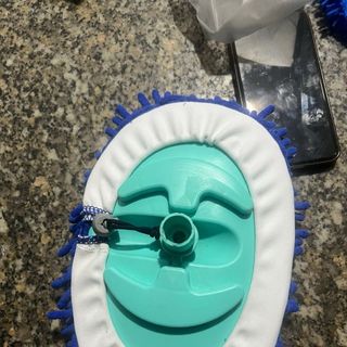 Bông lau kính ô tô