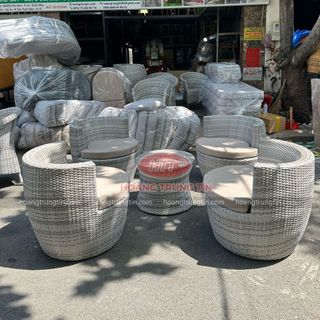 Bộ bàn ghế cafe nhựa giả mây hình chai ghế mây nhựa ngoài trời
