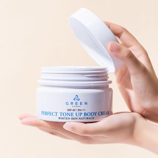 Kem Body dưỡng trắng da nâng tone toàn thân Green Hàn Quốc 200g