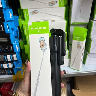 Gậy Chụp Ảnh Một Số Mã Hót Chỉ từ 40.000