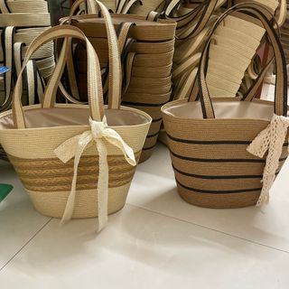 Túi cói đi biển, dạo phố
