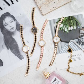 Lắc Đồng Hồ Thời Trang Hongrui Nữ 2