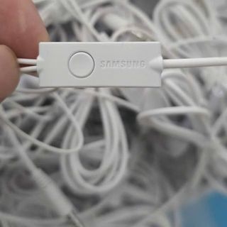 Tai nghe nhét tai samsung jack 3.5mm