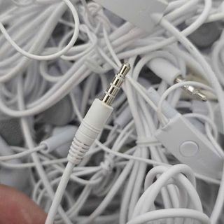 Tai nghe nhét tai samsung jack 3.5mm